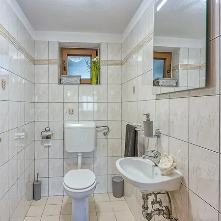 Aida With Private Pool Бузет