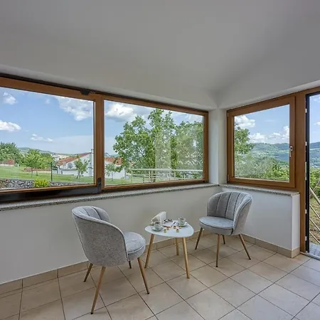 Aida With Private Pool * 布泽特